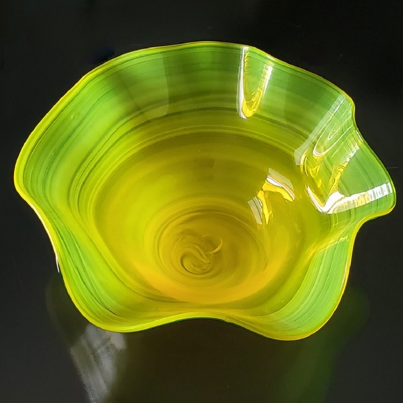 Huge Blenko 17" Handmade Yellow & Blue Art Glass Bowl - Picture 13 of 13